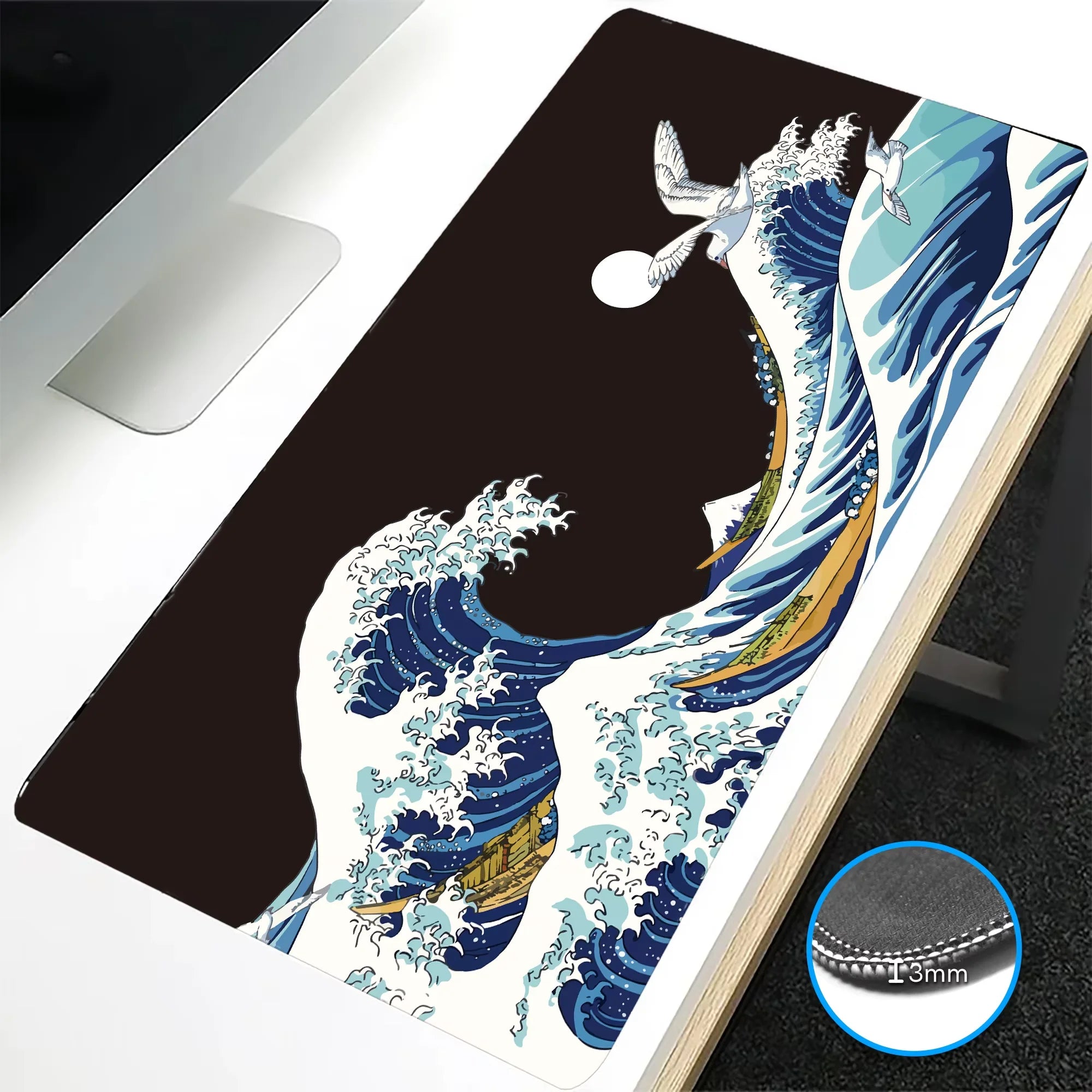 Black Wave Mouse Mat